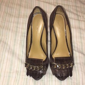 Brown bandolino pumps